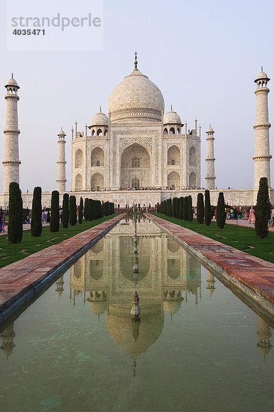 Taj Mahal  Welterbe der UNESCO  Agra  Uttar Pradesh  Indien  Südasien