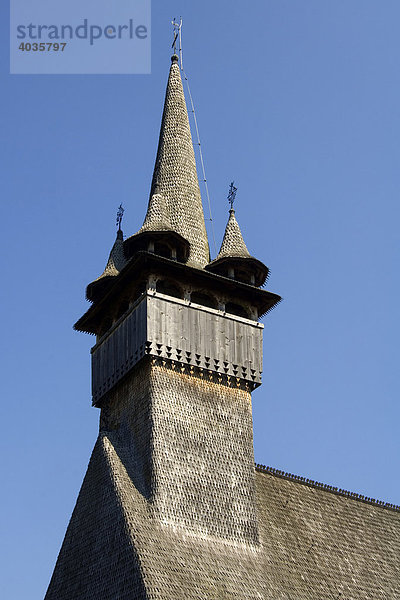 Glockenturm  Holzkirche Heiliger Nikolaus von Budesti  Welterbe der UNESCO  Maramuresch  Rumänien