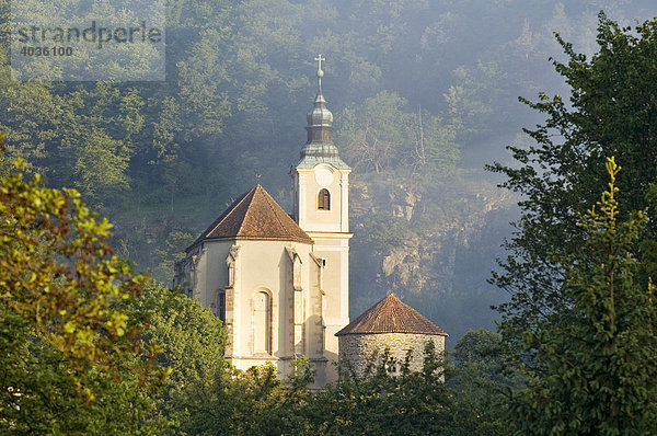 Kirche von Hardegg an der Thaya  Nationalpark Thayatal  Niederösterreich  Österreich  Europa
