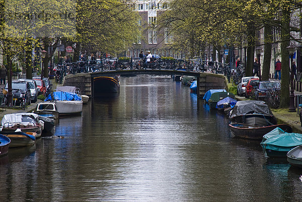 Grachten in Jordaan  Amsterdam  Holland  Niederlande  Europa