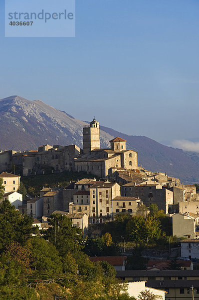 Castelmonte  Abruzzo  Abruzzen  Italien  Europa