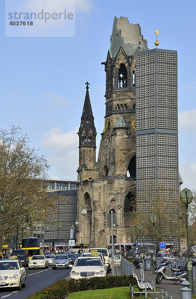 Kaiser-Wilhelm-Gedächtniskirche  Kurfürstendamm  Berlin  Deutschland  Europa