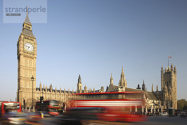 Uhrturm  Big Ben mit den Houses of Parliament  London  England  Großbritannien  Europa