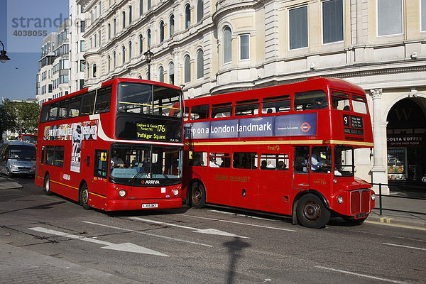 Doppeldeckerbus in London  England  Großbritannien  Europa