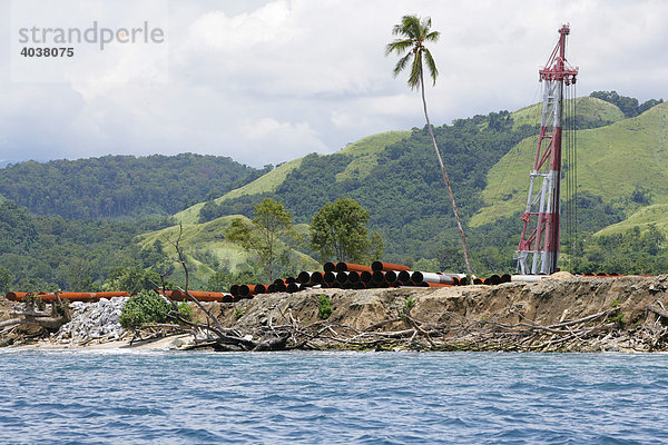 Bau eines Raffinerie- und Hafengeländes der Ramu Nickel Mine  chinesische Bergbaugesellschaft  Basamuk  Papua Neuguinea  Melanesien