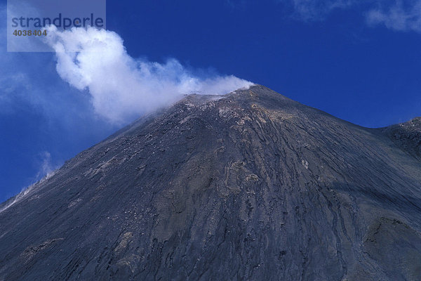 Volcano Arenal  1633m  aktiv  Costa Rica  Mittelamerika