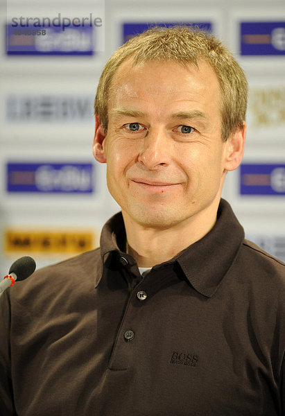Ex-Bundestrainer Jürgen Klinsmann  Trainer FC Bayern München  Portrait