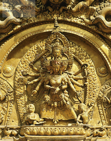 Schutzgöttin Taleju am Goldenen Tor vom Königspalast Lu Dhawka  Bhaktapur  Nepal  Südasien