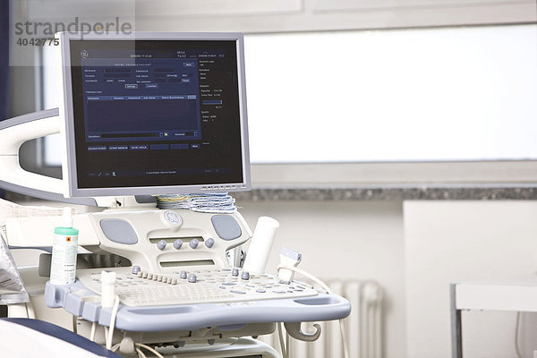 Ultraschall-Gerät im Krankenhaus