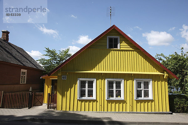 Gelbes Haus in Trakai  Litauen  Baltikum  Nordosteuropa