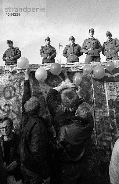 Fall der Berliner Mauer  Berlin  Deutschland  Europa