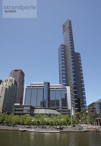 Southbank  Blick über den Yarra River auf das Südufer und den Eureka Tower  Melbourne  Victoria  Australien