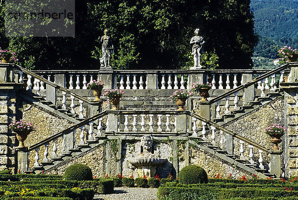 Villa Torrigiani di Camigliano  Barockgarten  Treppenanlage  Lucca  Toskana  Italien  Europa