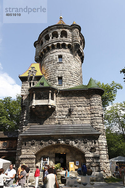 Süddeutscher Töpfermarkt am Mutterturm in Landsberg am Lech  Oberbayern  Bayern  Deutschland  Europa