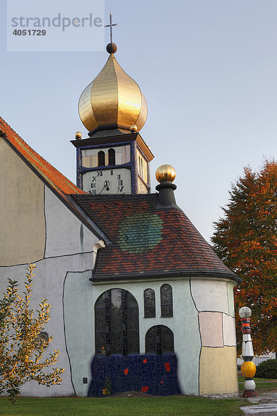 Hundertwasser-Kirche St. Barbara in Bärnbach  Steiermark  Österreich  Europa