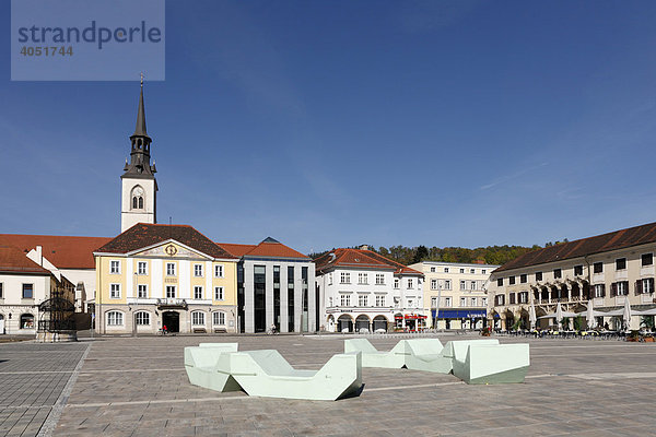 Koloman-Wallisch-Platz mit Rathaus und Kornmesserhaus  Bruck an der Mur  Steiermark  Österreich  Europa