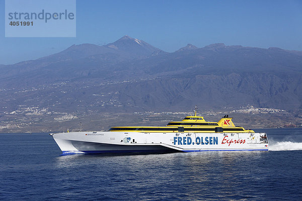 Schnellfähre Benchijigua Express der Linie Fred Olsen  Gomera - Teneriffa  vor Teneriffa  Kanarische Inseln  Kanaren  Spanien  Europa