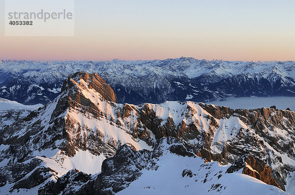 Der Altmann  2436 m  zweithöchster Berg im Alpstein  Kanton Appenzell Innerrhoden  Schweiz  Europa