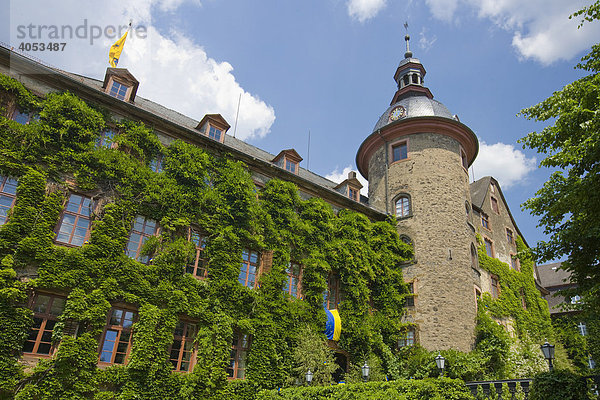 Bewachsene Fassade  Schloss Laubach  Wohnsitz Graf zu Solms-Laubach  Laubach  Hessen  Deutschland  Europa
