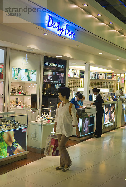 Shopping Center  Suvarnabhumi Flughafen  Bangkok  Thailand  Asien