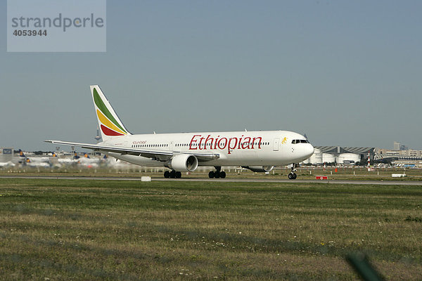 Ethiopian Airlines  Boeing 767  startet vom Frankfurter Flughafen  Frankfurt  Hessen  Deutschland  Europa