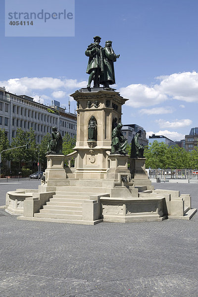 Gutenberg-Denkmal  auf dem Rossmarkt  Frankfurt  Hessen  Deutschland  Europa