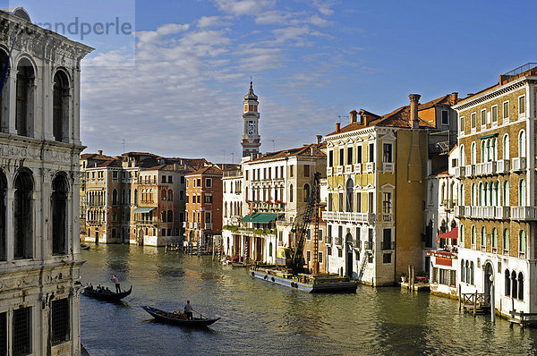 Blick vom Rialto auf Canale Grande  Venedig  Italien  Europa