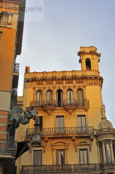 Historisches Gebäude  Altstadt  Barcelona  Katalonien  Spanien  Europa