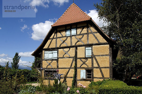 Altes elsässisches Ackerleutehaus  Eco-Museum  Ungersheim  Elsass  Frankreich  Europa