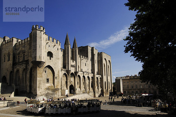 Papstpalast  Avignon  Provence  Frankreich  Europa