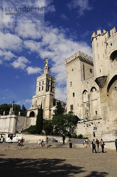 Papstpalast  Avignon  Provence  Frankreich  Europa