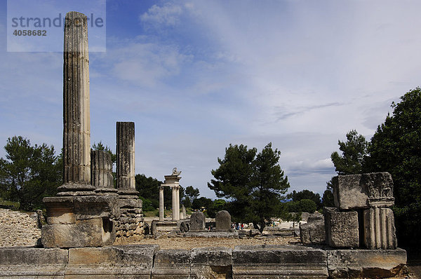 Glanum  Plateau des Antiques  Saint Remy de Provence  Provence  Frankreich  Europa