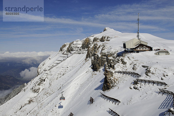 Bergstation  Gondel von Wegen auf den Männlichen  Grindelwald  Berner Alpen  Schweiz  Europa