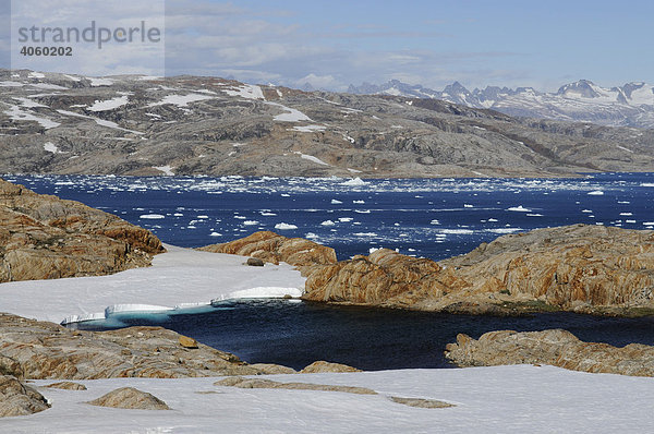 Hann-Gletscher  Eisberge  Johan-Petersen-Fjord  Ostgrönland  Grönland