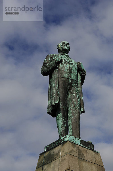 Statue von Jon Sigurdson  Stadtzentrum  Reykjavik  Island  Europa