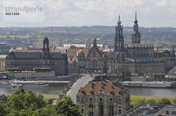 Brühlsche Terrasse  Schloss  Hofkirche  Dresden  Sachsen  Deutschland  Europa