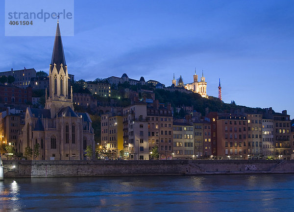 Saint Georges  Fluss Saone  hinten die Basilique Notre-Dame de Fourvière  Altstadt von Lyon  Frankreich  Europa