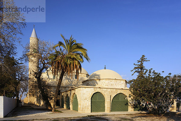 Hala Sultan Tekke Moschee  gilt als die viertwichtigste Pilgerstätte der islamischen Welt  Larnaca  Zypern  Asien