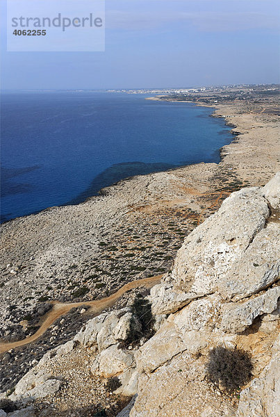 Halbinsel Kap Gkreko mit Blick nach Agia Napa  Larnaca  Zypern  Mittelmeer  Asien