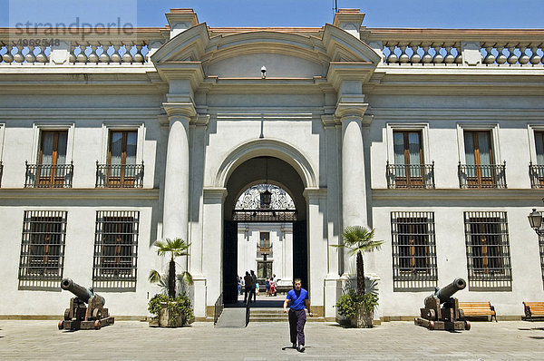 Innenhof des Palacio de la Moneda  Präsidentenpalast in Santiago de Chile  Chile  Südamerika