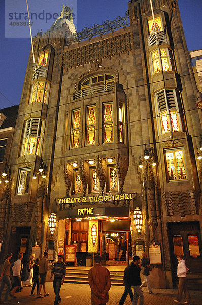 Nachtaufnahme  Theater Tuschinsky  Rembrandtplein  Amsterdam  Niederlande  Europa