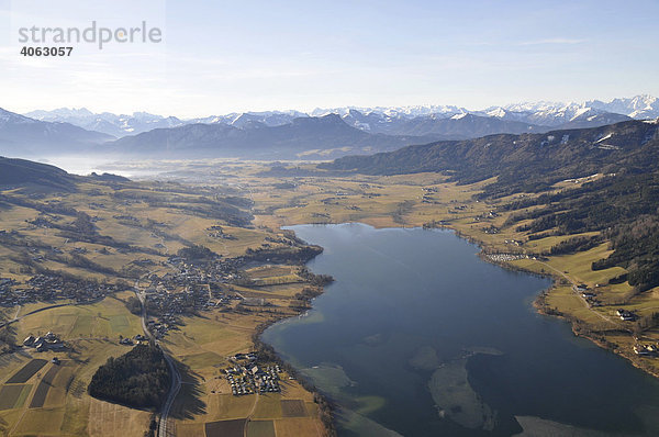 Zeller See  Blick vom Heißluftballon  Ballonfahrt  Österreich  Europa