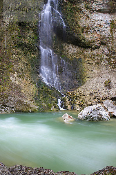 Wasserfall in der Tiefenbachklamm  Brandenberger Ache  Kramsach  Nordtirol  Österreich  Europa