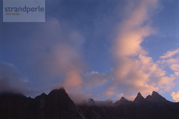 Wolken über den Laliderer Wänden  Karwendelgebirge  Nordtirol  Österreich  Europa