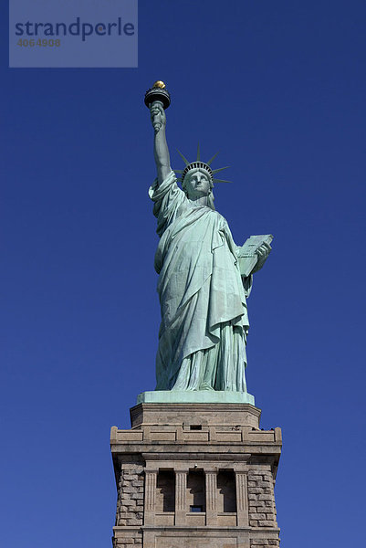 Freiheitsstatue  Liberty Island  New York City  New York  Vereinigte Staaten von Amerika  USA