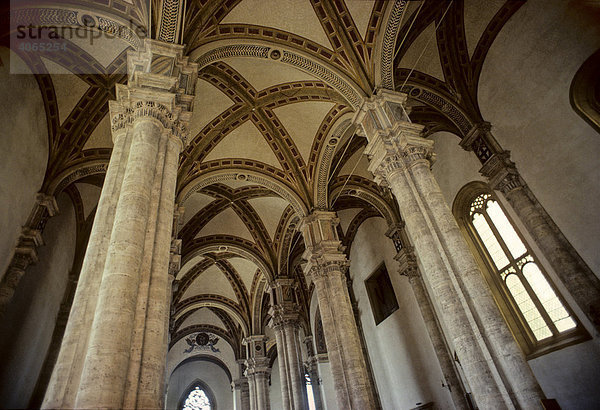 Dom Santa Maria Assunta  Kreuzgewölbe  Hallenkirche  Piazza Pio II  Pienza  Provinz Siena  Toskana  Italien  Europa
