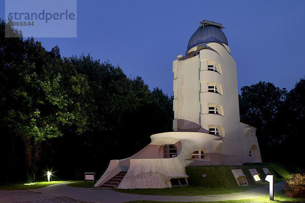 Einsteinturm auf dem Telegrafenberg  Wissenschaftspark Albert Einstein  Potsdam  Brandenburg  Deutschland  Europa