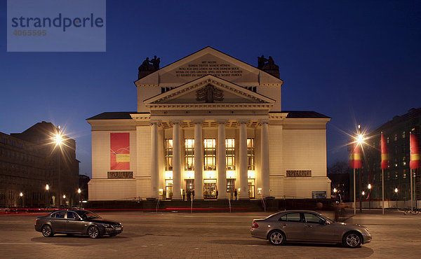 Stadttheater  Duisburg  Nordrhein-Westfalen  Deutschland  Europa