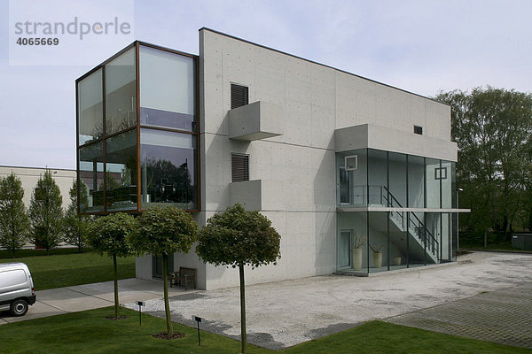 Modernes Bürogebäude  Gelsenkirchen  Ruhrgebiet  Nordrhein-Westfalen  Deutschland  Europa