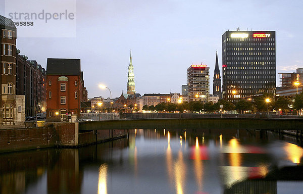 Dovenfleet  Speicherstadt und Spiegel-Verlag  Hamburg  Deutschland  Europa